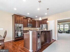 43848 Artsmith Terrace in Ashburn, VA - Building Photo