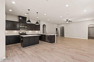 13591 Hazlewood St in Horizon City, TX - Building Photo - Building Photo