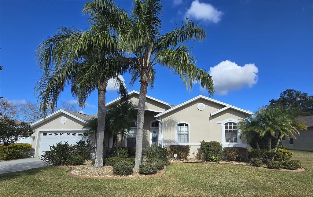 21547 Silver Bay Pl in Land O Lakes, FL - Foto de edificio