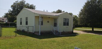 1101 Roosevelt St in Wichita Falls, TX - Building Photo