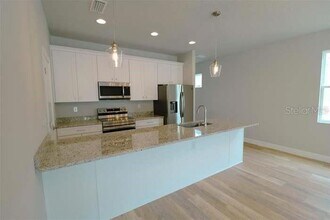 3904 W Everett Ave in Tampa, FL - Building Photo - Building Photo