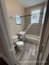 8637 S Essex Ave in Chicago, IL - Building Photo - Building Photo