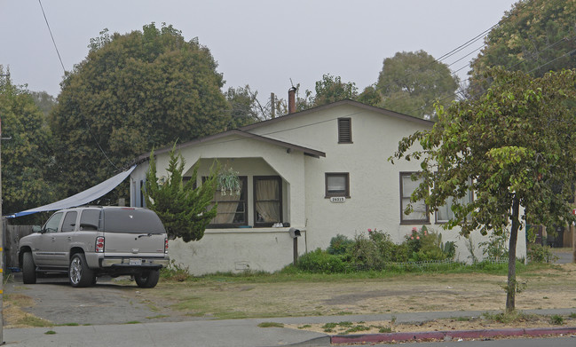 26343-26357 Gading Rd in Hayward, CA - Building Photo - Building Photo