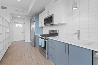 4004 Banister Ln in Austin, TX - Building Photo - Building Photo