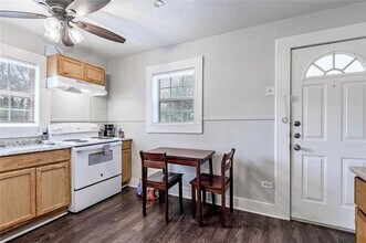 617 12th St-Unit -3 in Huntsville, TX - Building Photo - Building Photo