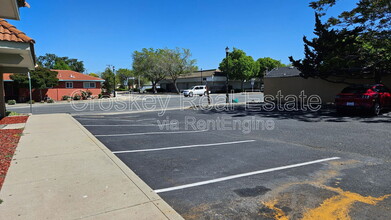 3984 Railroad Ave in Pittsburg, CA - Building Photo - Building Photo