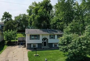 1024 Spring St in Des Moines, IA - Building Photo