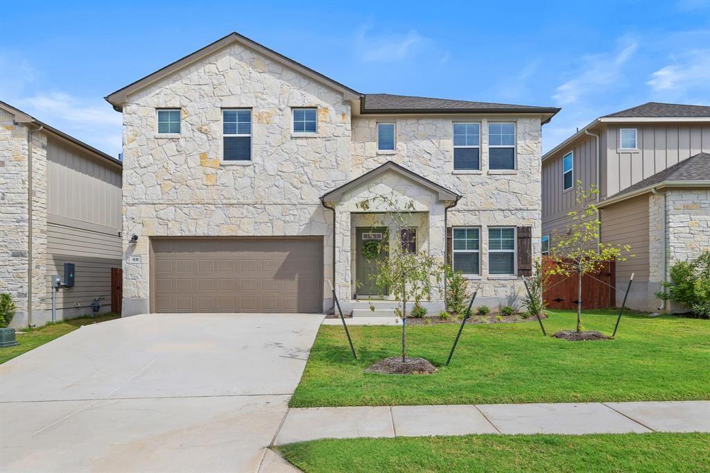 631 Wild Spur Ln in Liberty Hill, TX - Foto de edificio