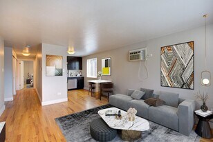 20 S. Pearl Street in Denver, CO - Building Photo