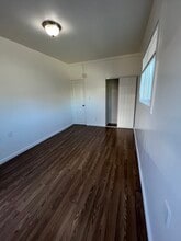 1349 94th Ave in Oakland, CA - Foto de edificio - Building Photo