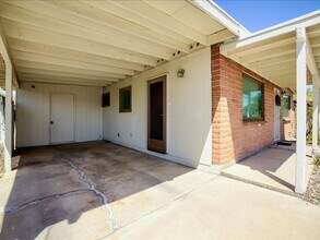 5343 E Glenn St in Tucson, AZ - Building Photo - Building Photo
