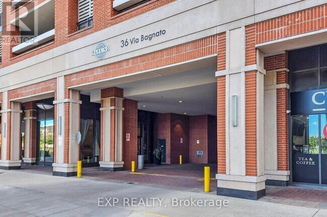 36 Via Bagnato in Toronto, ON - Building Photo - Building Photo