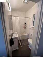 2942 Hillegass Ave in Berkeley, CA - Building Photo - Building Photo