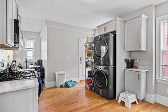 247 L St-Unit -3 Half Fee in Boston, MA - Building Photo - Building Photo