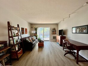 188 S Logan St, Unit #205 in Denver, CO - Building Photo - Building Photo