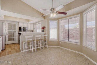 3214 E Siesta Ln in Phoenix, AZ - Building Photo - Building Photo