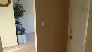 130 E Lincoln Hwy in Chicago Heights, IL - Building Photo - Building Photo