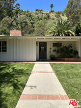 543 E Channel Rd in Santa Monica, CA - Building Photo - Building Photo