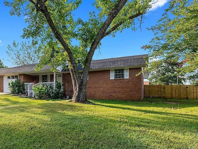 100 Wells Fargo Trail