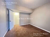 15 Palm Ct photo'