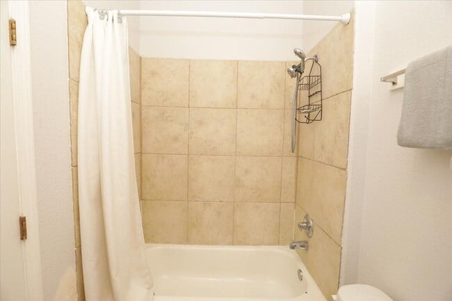 property at 13121 Vickery St