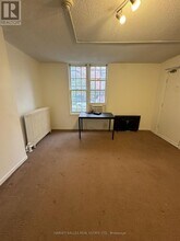 676 Huron St in Toronto, ON - Building Photo - Building Photo