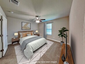 770 Rolling Terrace Cir in Granbury, TX - Foto de edificio - Building Photo