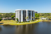 Lakewood Midrise in Boca Raton, FL - Foto de edificio - Building Photo