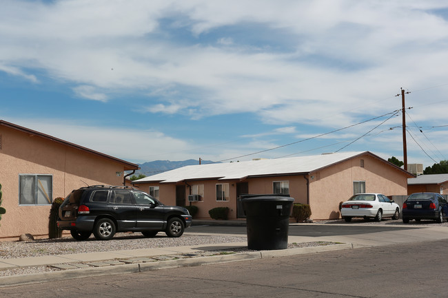 4413-4415 E 3rd St in Tucson, AZ - Building Photo - Building Photo