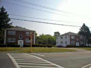 8 Abington Ave in Holbrook, MA - Building Photo