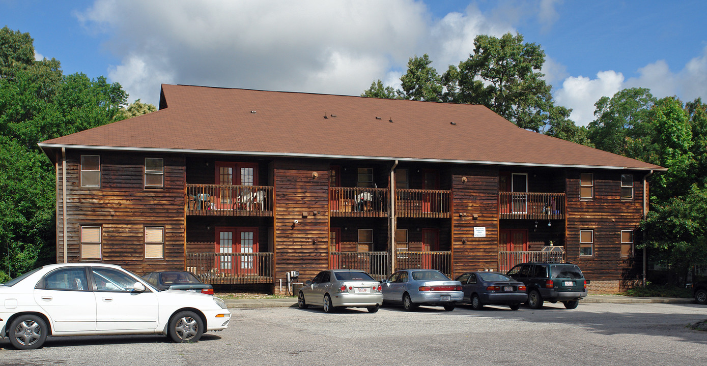 3601 Burt Dr in Raleigh, NC - Foto de edificio