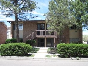 3018 Mallard Dr in Colorado Springs, CO - Foto de edificio - Building Photo