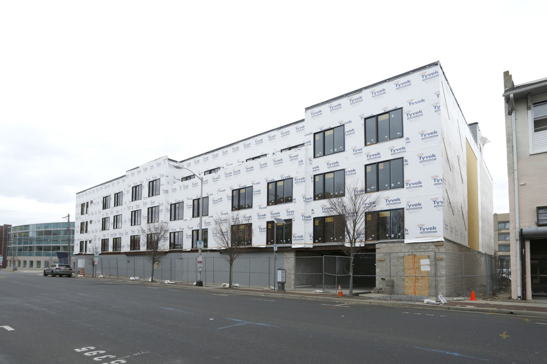 700 Bangs Avenue in Asbury Park, NJ - Foto de edificio