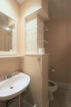 18 Bigelow St, Unit 1 in Cambridge, MA - Building Photo - Building Photo