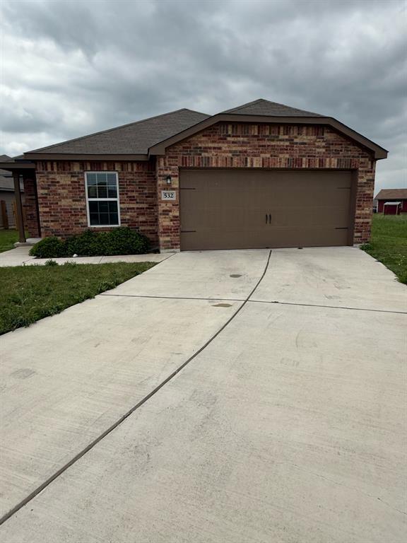 property at 532 Fox Glen Trl