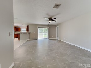 2467 Winnipeg Dr in Lakeland, FL - Building Photo - Building Photo