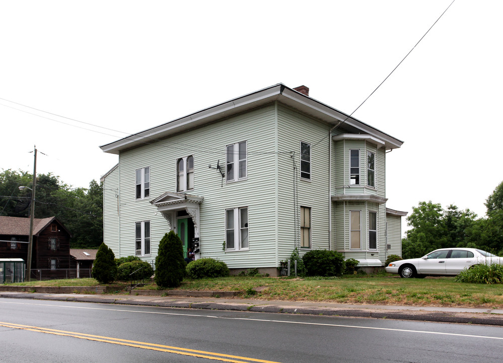 74-76 Silver Ln in East Hartford, CT - Building Photo