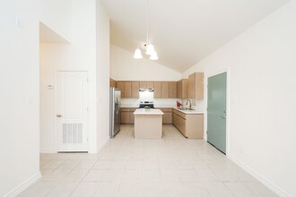 1511 Don Camilo Blvd in Laredo, TX - Building Photo - Building Photo
