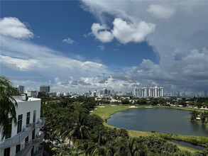 2001 Meridian Ave in Miami Beach, FL - Building Photo - Building Photo