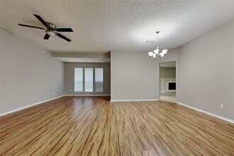 46 Sandpebble Dr in Spring, TX - Building Photo - Building Photo