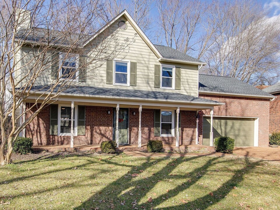506 Maplegrove Dr in Franklin, TN - Building Photo