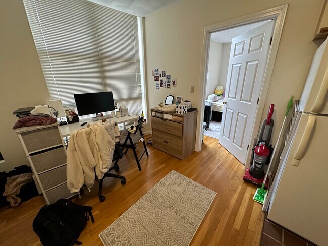 83 Essex St in Boston, MA - Foto de edificio - Building Photo