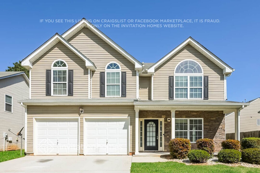 3812 Rosebud Park Dr in Snellville, GA - Building Photo