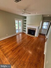 20 Stone Ridge Dr in New Freedom, PA - Foto de edificio - Building Photo
