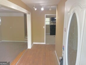 4241 Marjorie Rd SW in Snellville, GA - Building Photo - Building Photo