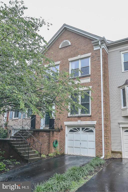 property at 14326 Winding Woods Ct