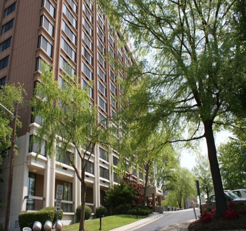 Gateway Plaza in Greensboro, NC - Building Photo - Building Photo