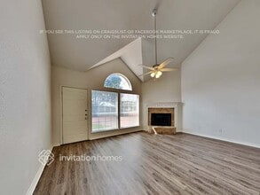 1093 Keeson Trail in Lewisville, TX - Foto de edificio - Building Photo