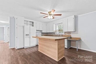 79 Isenhour Park Rd in Taylorsville, NC - Building Photo - Building Photo