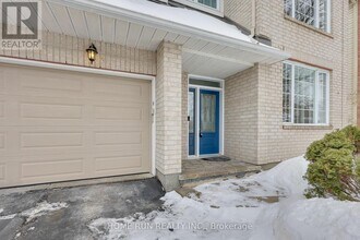 11 Westmeath Crescent in Ottawa, ON - Building Photo - Building Photo